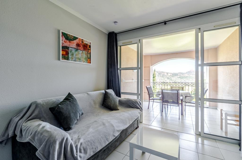 Residence Le Hameau Cap Esterel - Maeva Home Saint-Raphaël Екстериор снимка