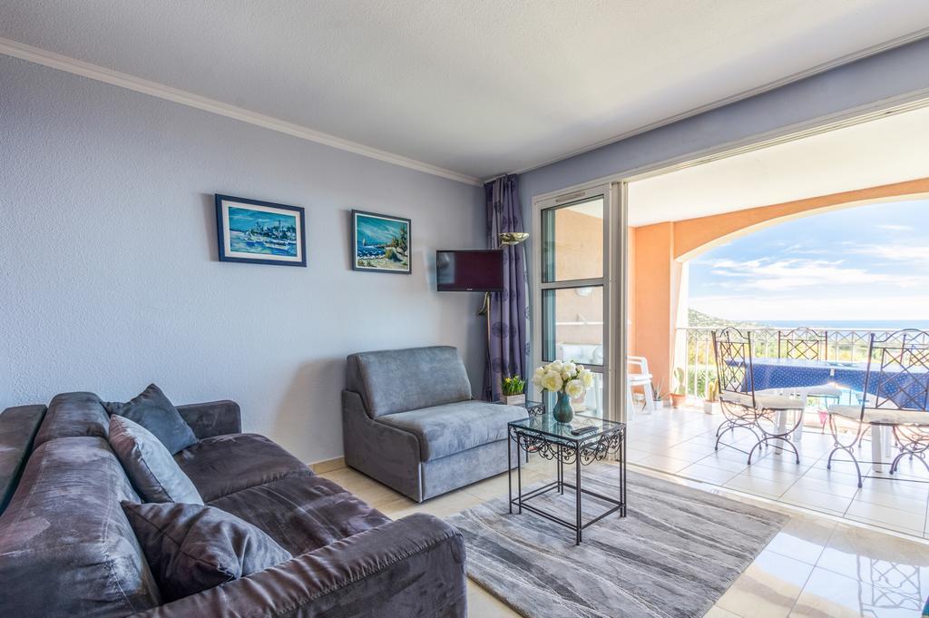 Residence Le Hameau Cap Esterel - Maeva Home Saint-Raphaël Екстериор снимка
